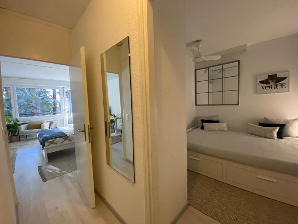 Luganersee, Pool, Strand, Parkplatz, Suite Bissone Luaran gambar