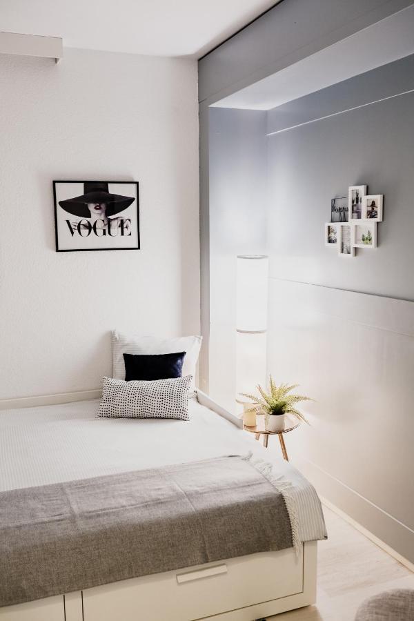 Luganersee, Pool, Strand, Parkplatz, Suite Bissone Luaran gambar